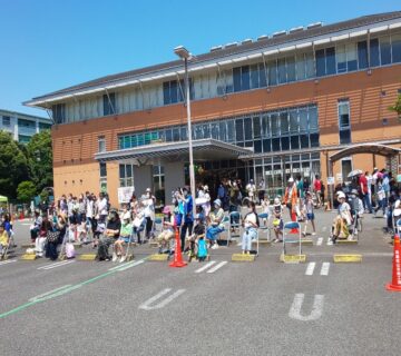 5月29日（日）武蔵村山市市民総合センターにおいて、武蔵村山市ボランティア・市民活動センター主催・武蔵村山市後援のフェスタに出店しました。会場は市民総合センター駐車場とさいかち公園で行われました。