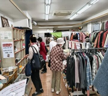 初日は雨に降られましたが午後から上がり、2日目は過ごしやすい陽気となり、多くのお客様が足を運んで頂きました。