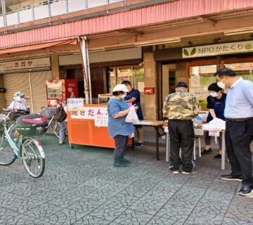 催しの際には必ず寄ってくださる遠藤議員の姿もありました。