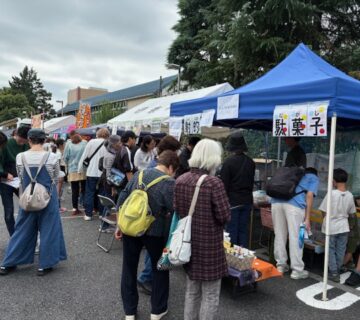 天気もギリギリ曇りで晴れ間が出る時もあり、例年のごとく、大盛況な福祉祭りで、焼きそばも６００食を完売しました。
