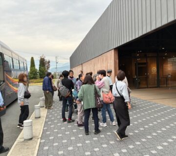 次なる場所は、勝沼にあるマンズ勝沼ワイナリーに到着です。