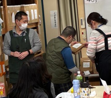 全員お話をして頂いた後には、みなさん景品をいただきました。