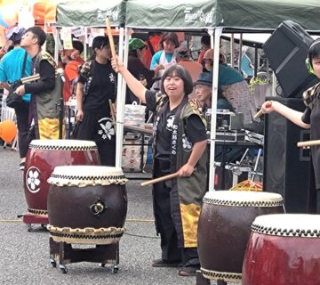 斉藤さんは、「和太鼓さくら」でステージに参加。